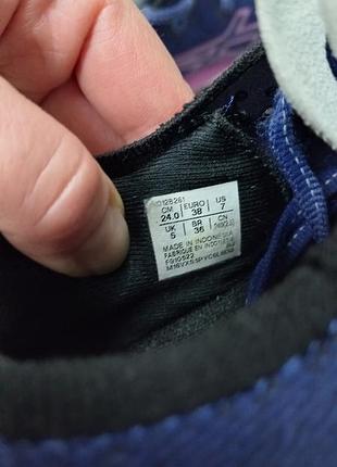 Жіночі кросівки brooks 8