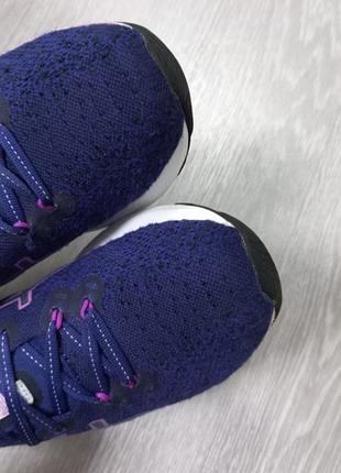 Жіночі кросівки brooks 6