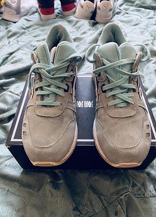 Кросівки asics 7