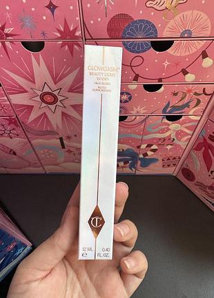 Рум’яна-хайлайтер charlotte tilbury, beauty light wand, color pinkgazm