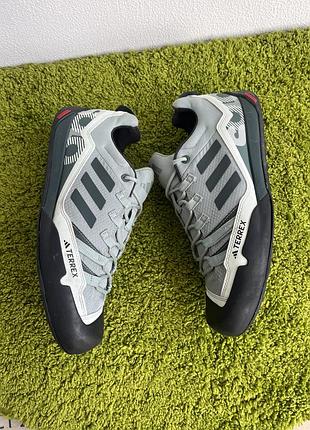 Кросівки adidas terrex 3