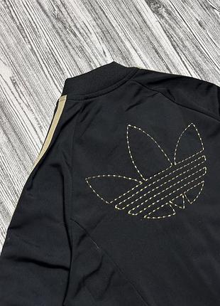 Adidas y2k japanese style zip jacket size 34 3