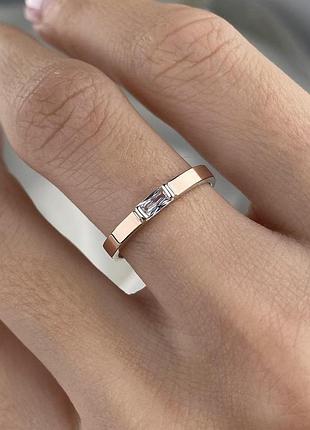 Серебряное женское кольцо с камнем 0820.50