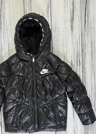 Nike куртка оригинал детская 6 лет 116 см