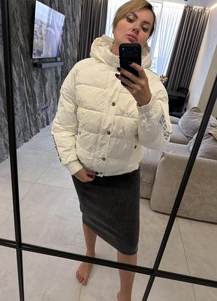 Пуховик/куртка guess 8