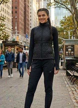 Nike жіноча жилетка оригінал 4