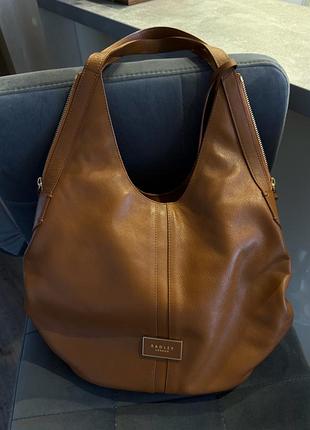 Шкіряна сумка хобо radley london коричнева
