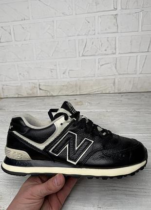Крутые черные кроссовки new balance 574