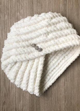 Велюровая чалма тюрбан ручной работы молочного цвета