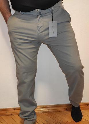 Новые стильные нарядные брендовые брюки pierre cardin.36-30.л-хл