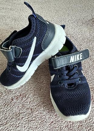 Дитячі кросівки nike revolution 6 nn (tdv) у синьому кольорі