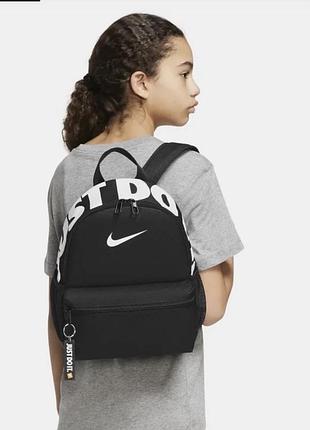 Рюкзак  nike brasilia jdi чорний