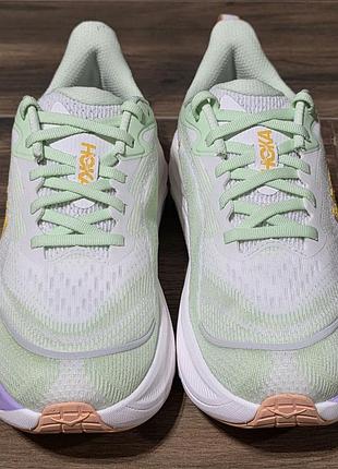 Оригинальные кроссовки hoka skyflow 3
