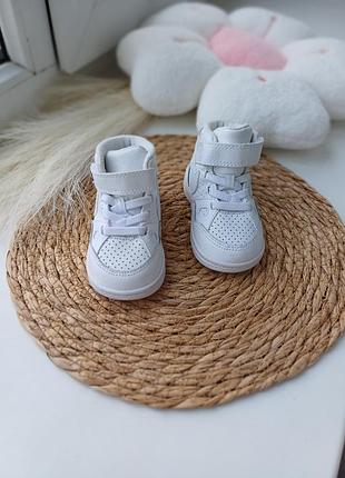 Кроссовки высокие nike 9