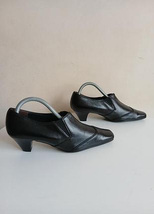 Туфли женские кожаные