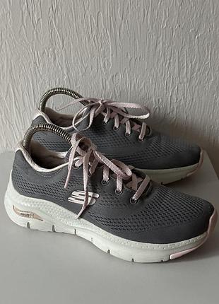 Кросівки сітка від skechers 37