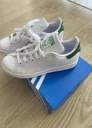Кросівки унісекс adidas stan smith білі із зеленим
