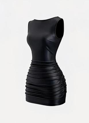 Нове шкіряне платя