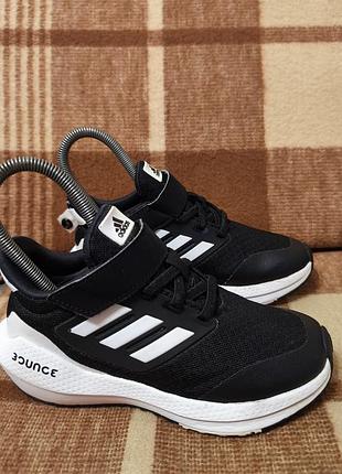 Детские кроссовки adidas