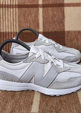 Кросівки new balance 327