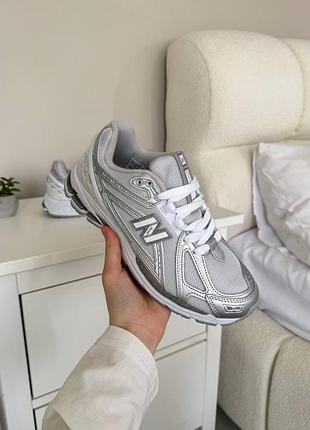 Кросівки жіночі new balance 1906r silver/white