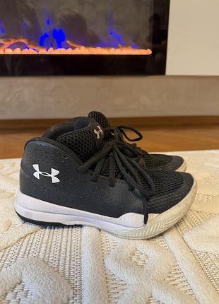 Черевики підліткові under armour чорні, розмір 35.5, устілка 22.5 см