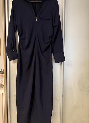 Довга сукня, по фігурі. фірма zara