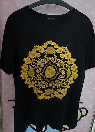 Футболка жіноча versace розмір м