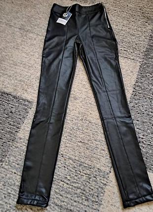 Женские брюки из кожзама lk brand с начесом, xs (34), новые лосины кожзам