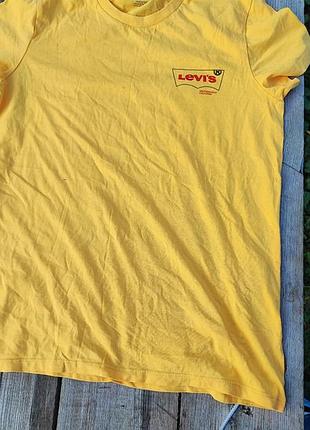 Футболка levis жовта