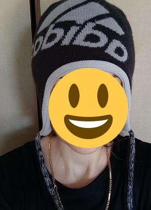 Зимняя шапка adidas