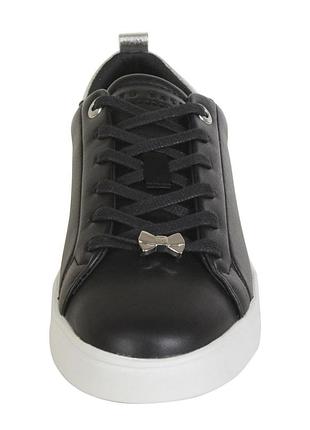 Кеди жіночі ted baker tedah branded leather trainer чорні