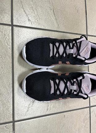 Кросівки asics 42 р 6