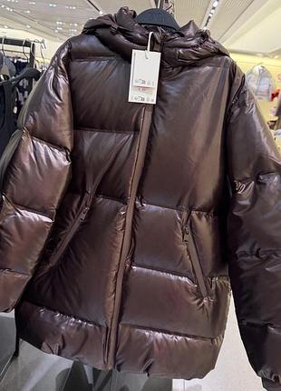 Пуховик бургунді zara
