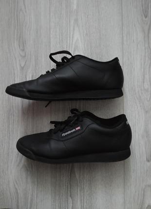Кросівки жіночі reebok чорні, розмір 40.5, еко шкіра