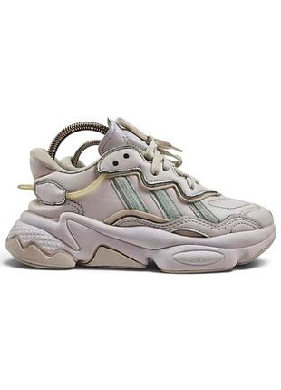 Женские кроссовки adidas ozweego