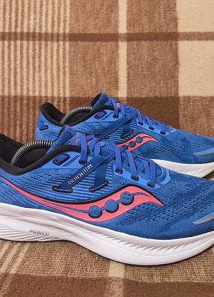 Мужские кроссовки saucony