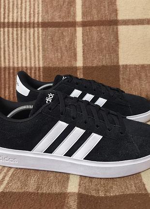 Мужские кроссовки adidas