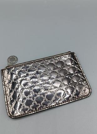 Женский кошелек карман молнии stella &amp; dot, цвет gunmetal, с тиснением,