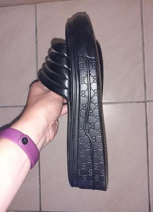 Продам шлепки 5
