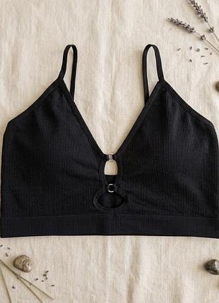 Топ prettylittlething чорний xs-m