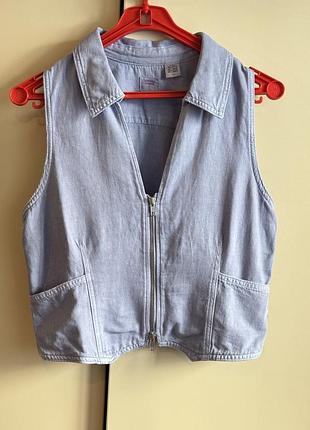 Джинсовий жилет levis на блискавці