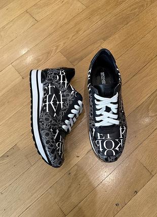 Кросівки michael kors, оригінал. розмір 37 (7м), устілка-24.5 см. натуральна шкіра. стан нових ( одягались пару раз машина-офіс)