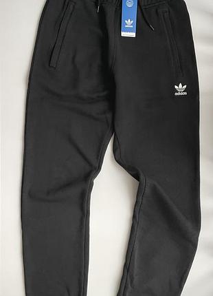 Adidas originals спортивні штани, розмір s, 100% бавовна