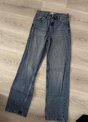 Джинси bershka straight