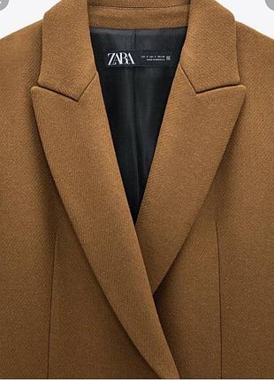 Шикарне вовняне пальто в кольорі camel zara