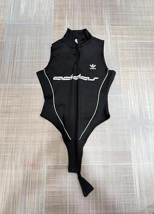 Боди adidas originals черное на молнии, размер s