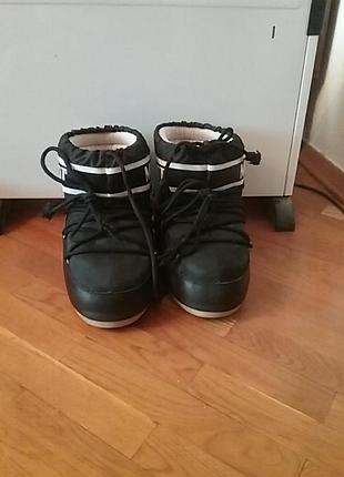 Жіночі чоботи  moonboot