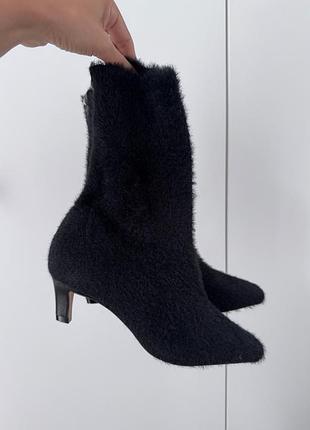 Чоботи kitten heels