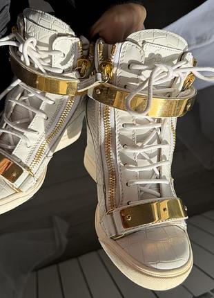 Giuseppe zanotti снікерси 3